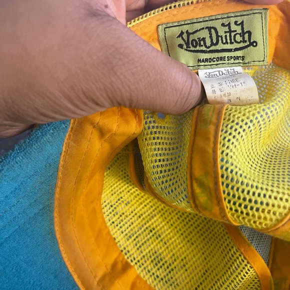 VON DUTCH TRUCKER HAT!!!!! 💙💛💐 - Picture 2 of 4